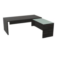 Table rectangulaire Kara L. 200 cm x 200. cm mélamine chêne café avec retour aligné top verre émaillé blanc piètement panneau mélamine chêne café + voile de fond